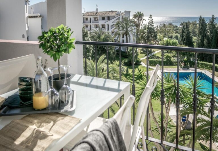 MIJAS COSTA Stylish Holiday Apartment with Ocean Views | LV Travelagency