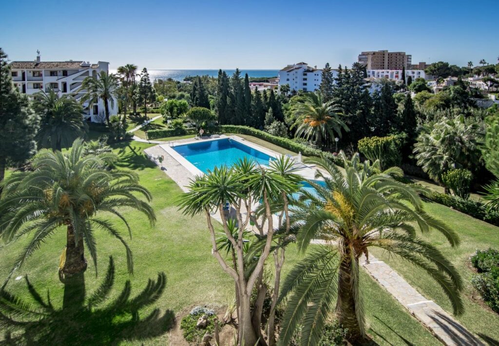 MIJAS COSTA Stylish Holiday Apartment with Ocean Views | LV Travelagency