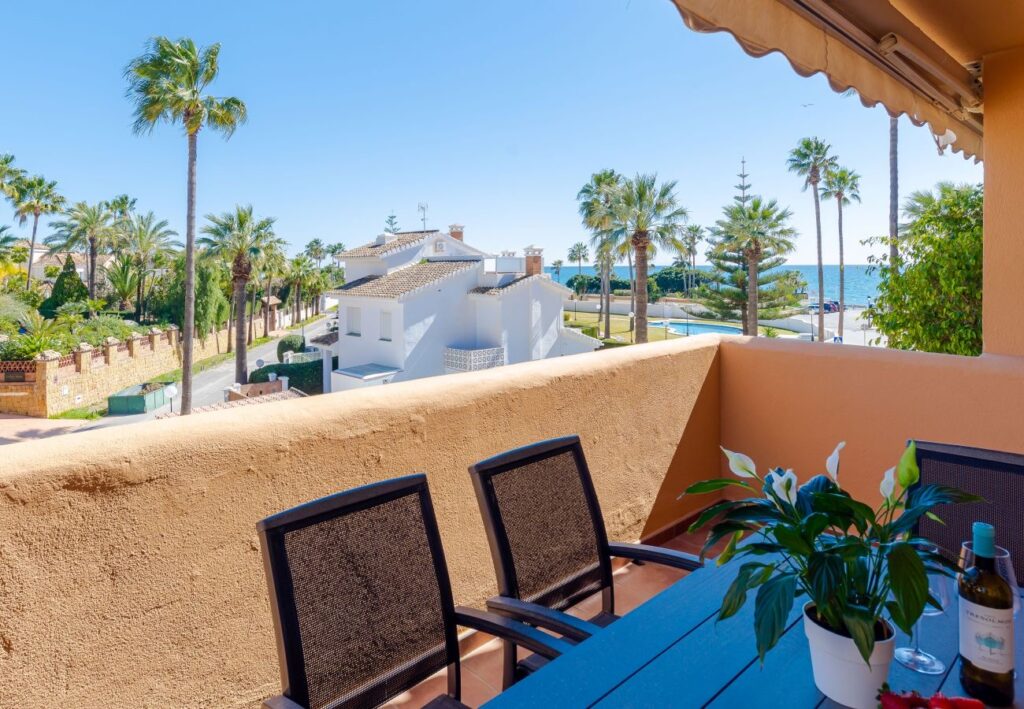 Marbella - Appartement 80 meter van het strand | LV Travel Agency