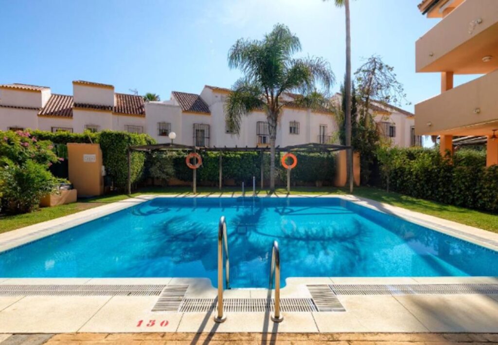 Marbella - Appartement 80 meter van het strand | LV Travel Agency