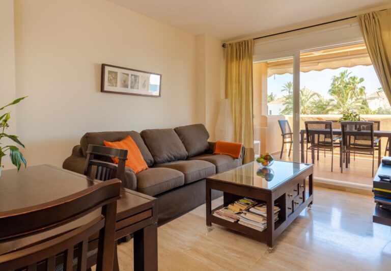 Marbella - Appartement 80 meter van het strand | LV Travel Agency