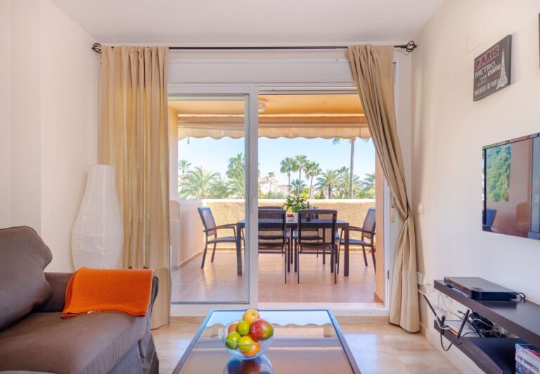 Marbella - Appartement 80 meter van het strand | LV Travel Agency