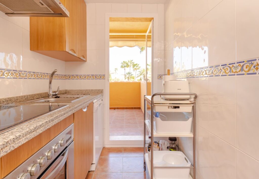 Marbella - Appartement 80 meter van het strand | LV Travel Agency