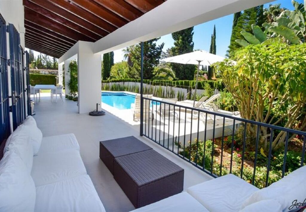 Marbella - Mooie villa vlakbij het strand | LV Travel Agency