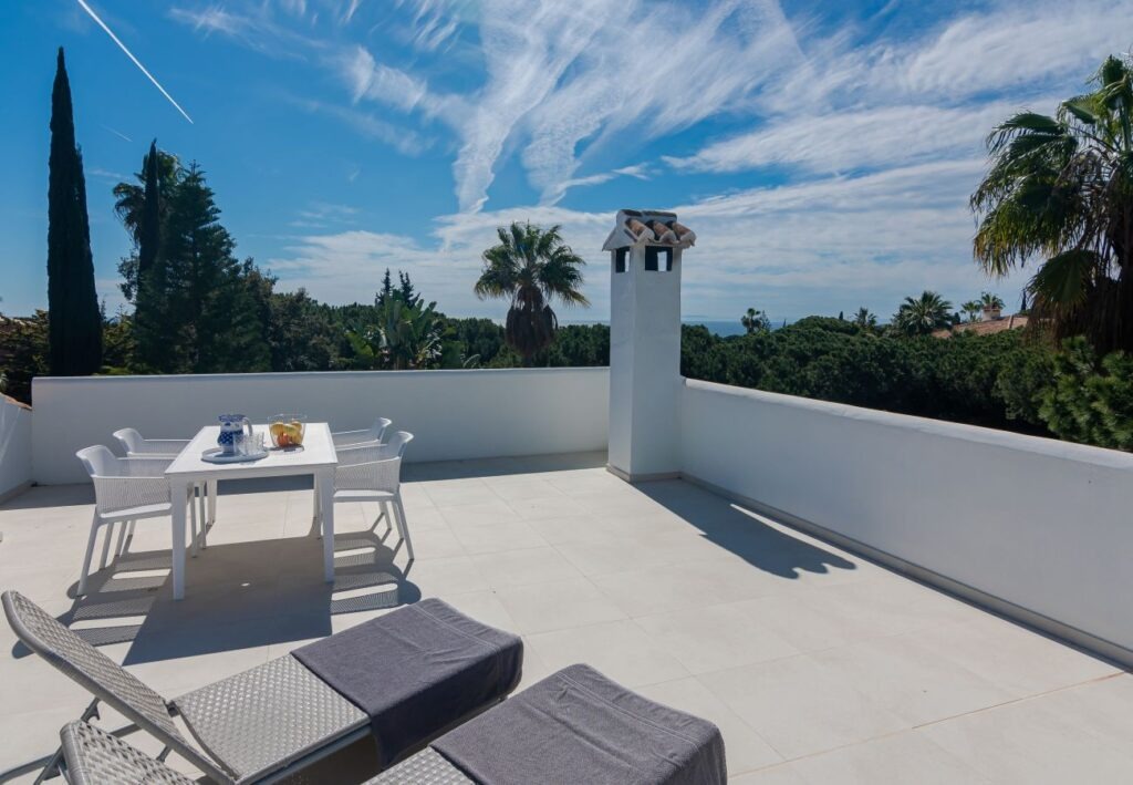 Marbella - Mooie villa vlakbij het strand | LV Travel Agency