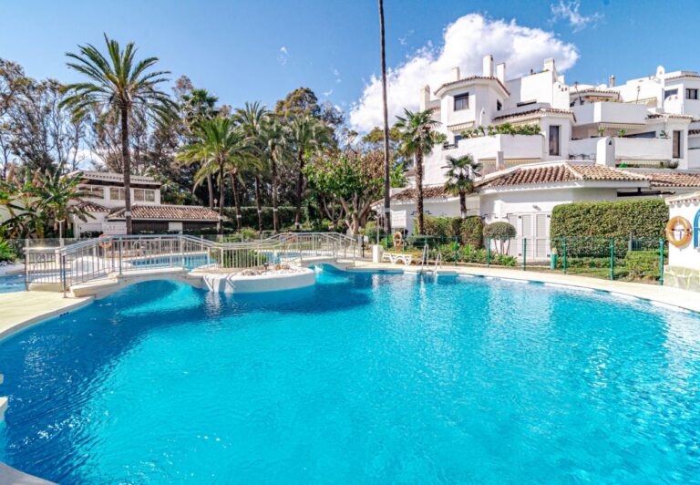 Marbella - Casa Golden | LV Travel Agency