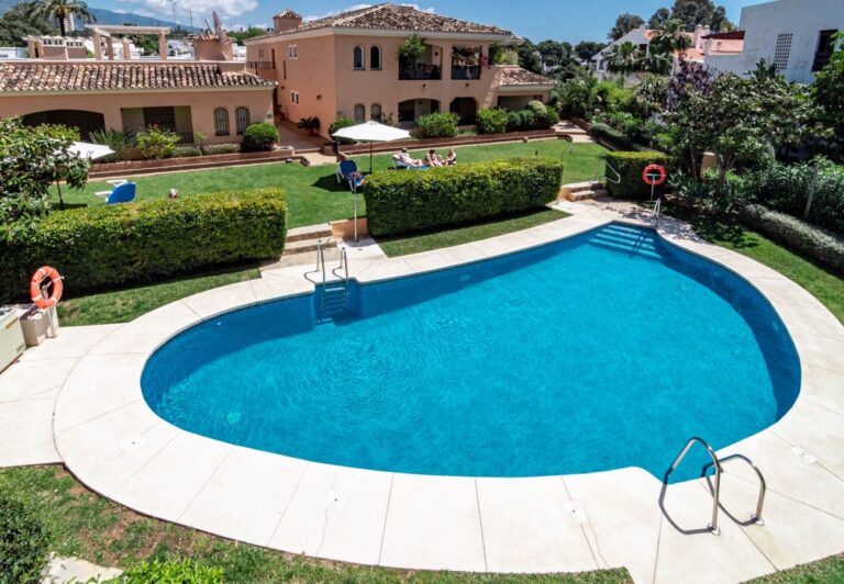 Marbella - Perfect Vakantiehuis dichtbij Puerto Banus | LV Travel Agency