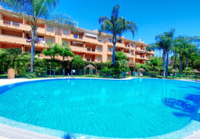 Marbella - Carib Playa Duplex Penthouse | LV Travel Agency