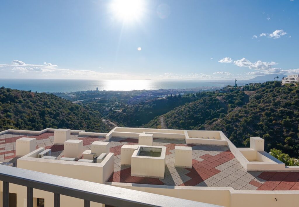 Marbella - Luxueus Penthouse met Spa | LV Travel Agency